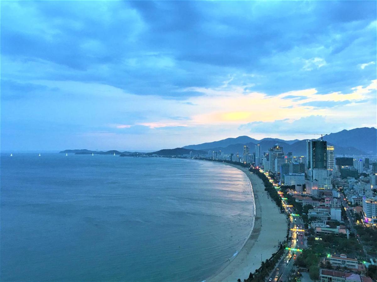 Iseaview Nha Trang Beach Apartment Exterior photo