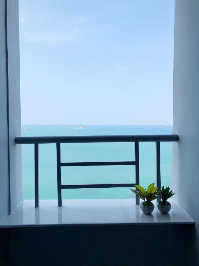 Iseaview Nha Trang Beach Apartment Exterior photo